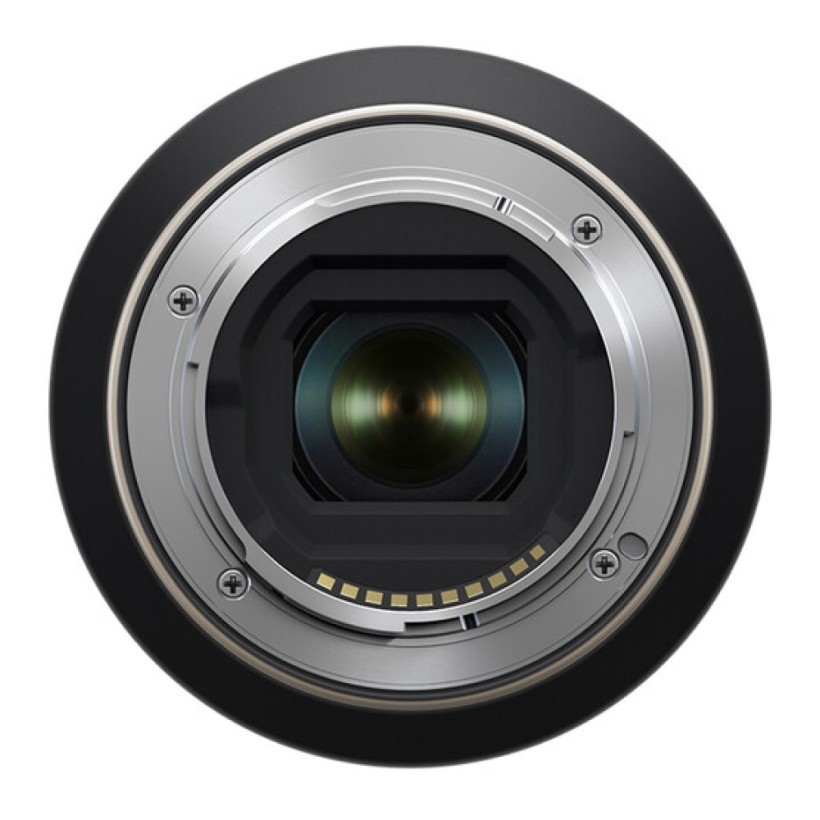 Універсальний об&#039;єктив Tamron 18-300mm F/3.5-6.3 Di III-A VC VXD (Sony-E)  Фото №3