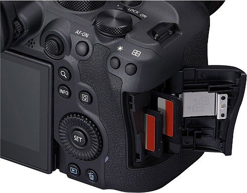 Бездзеркальний фотоапарат Canon EOS R6 Mark II kit (24-105mm) IS STM (5666C030)  Фото №3