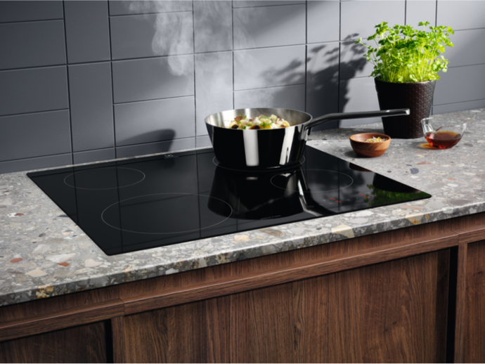 Варильна поверхня електрична Electrolux LIB60420CK  Фото №5