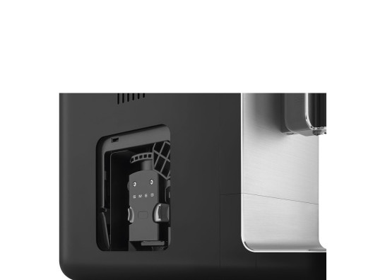 Кофемашина автоматическая Smeg BCC11BLMEU  Фото №12