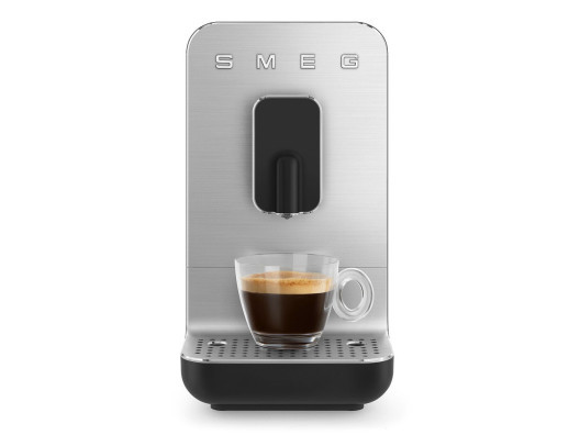Кофемашина автоматическая Smeg BCC11BLMEU  Фото №10