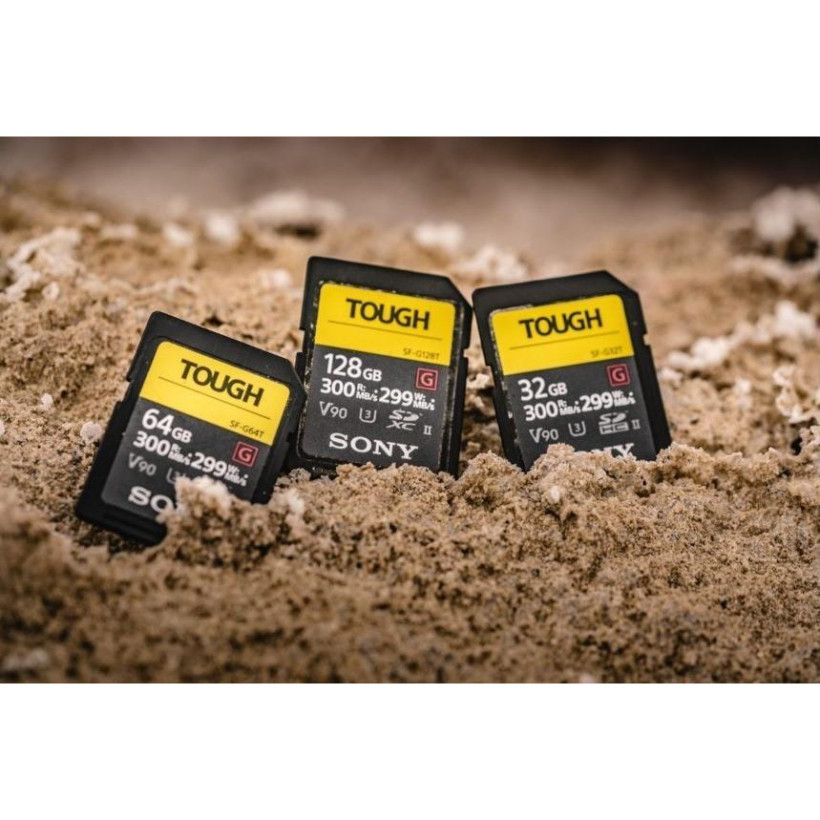 Карта памяти Sony 128 GB SDXC UHS-II U3 ??SF-G128  Фото №1