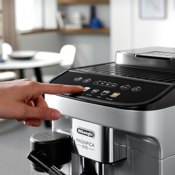 Кофемашина автоматическая Delonghi Magnifica Evo ECAM 290.61.SB  Фото №2