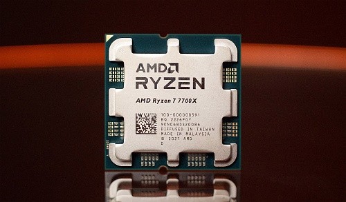 Процессор AMD Ryzen 7 7700X (100-100000591WOF)  Фото №1