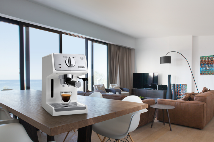 Ріжкова кавоварка еспресо Delonghi ECP 33.21 W  Фото №5