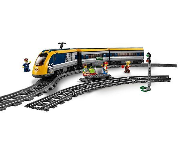 Блоковый конструктор LEGO City Пассажирский поезд (60197)  Фото №1