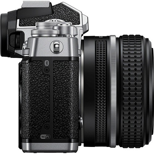 Беззеркальный фотоаппарат Nikon Z fc Body (VOA090AE)  Фото №5