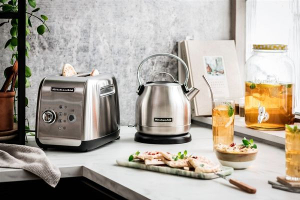 Электрочайник KitchenAid 5KEK1222ESX  Фото №1