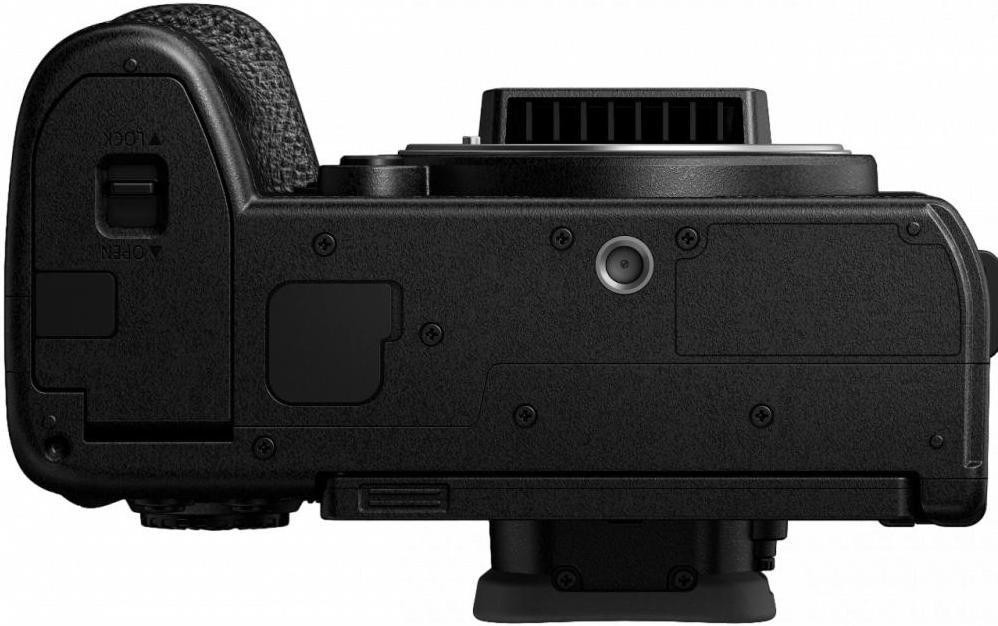 Бездзеркальний фотоапарат Panasonic Lumix S DC-S5 IIX Body (DC-S5M2XEE)  Фото №2