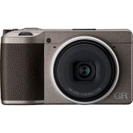 Компактный фотоаппарат Ricoh GR III (S0015038/S0015049) 