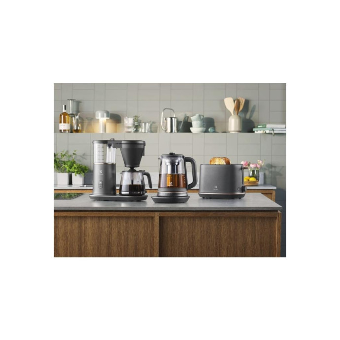 Електрочайник Electrolux E7GK1-8BP  Фото №0