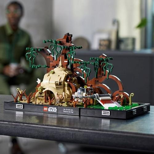 Блоковий конструктор LEGO Star Wars Діорама тренування Джедая на Дагобі (75330)  Фото №2
