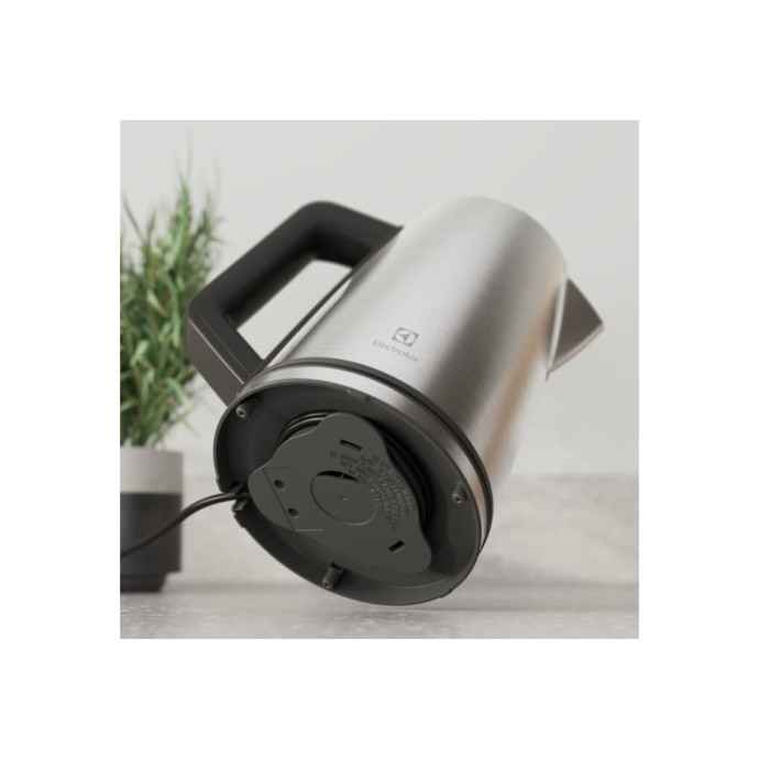 Электрочайник Electrolux E5K1-6ST  Фото №4